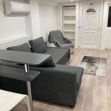 Dobozi Apartman Debrecen Eksteriør bilde