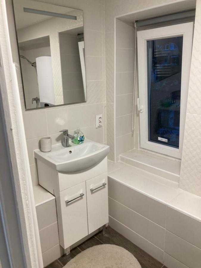 Dobozi Apartman Debrecen Eksteriør bilde